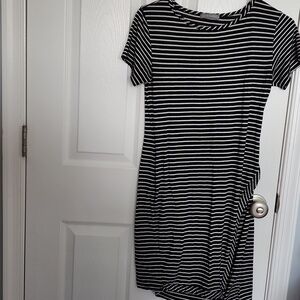 Loveappella Black and White Striped Short Sleeve Knit Midi Dress